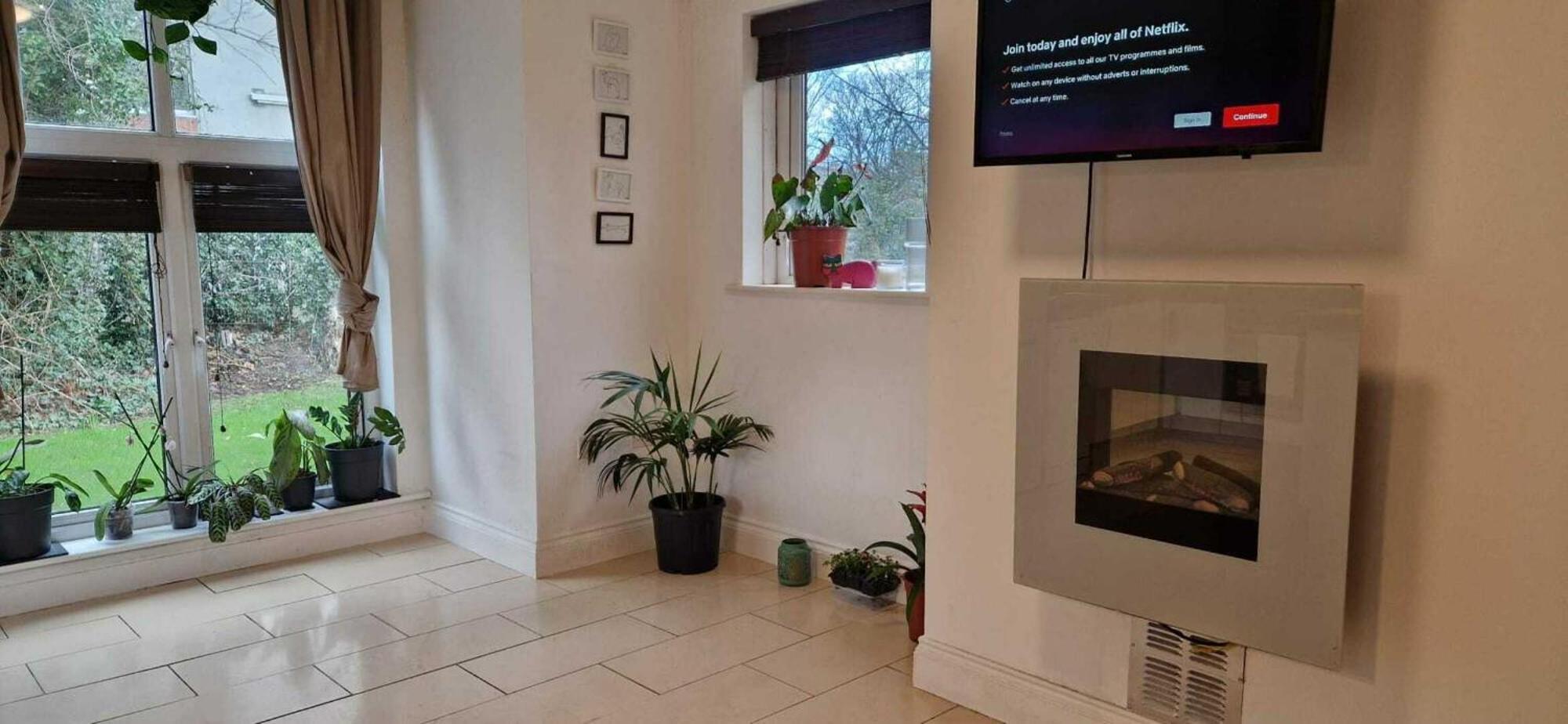 Peaceful & Pet Friendly 200mtrs To Dundrum Centre