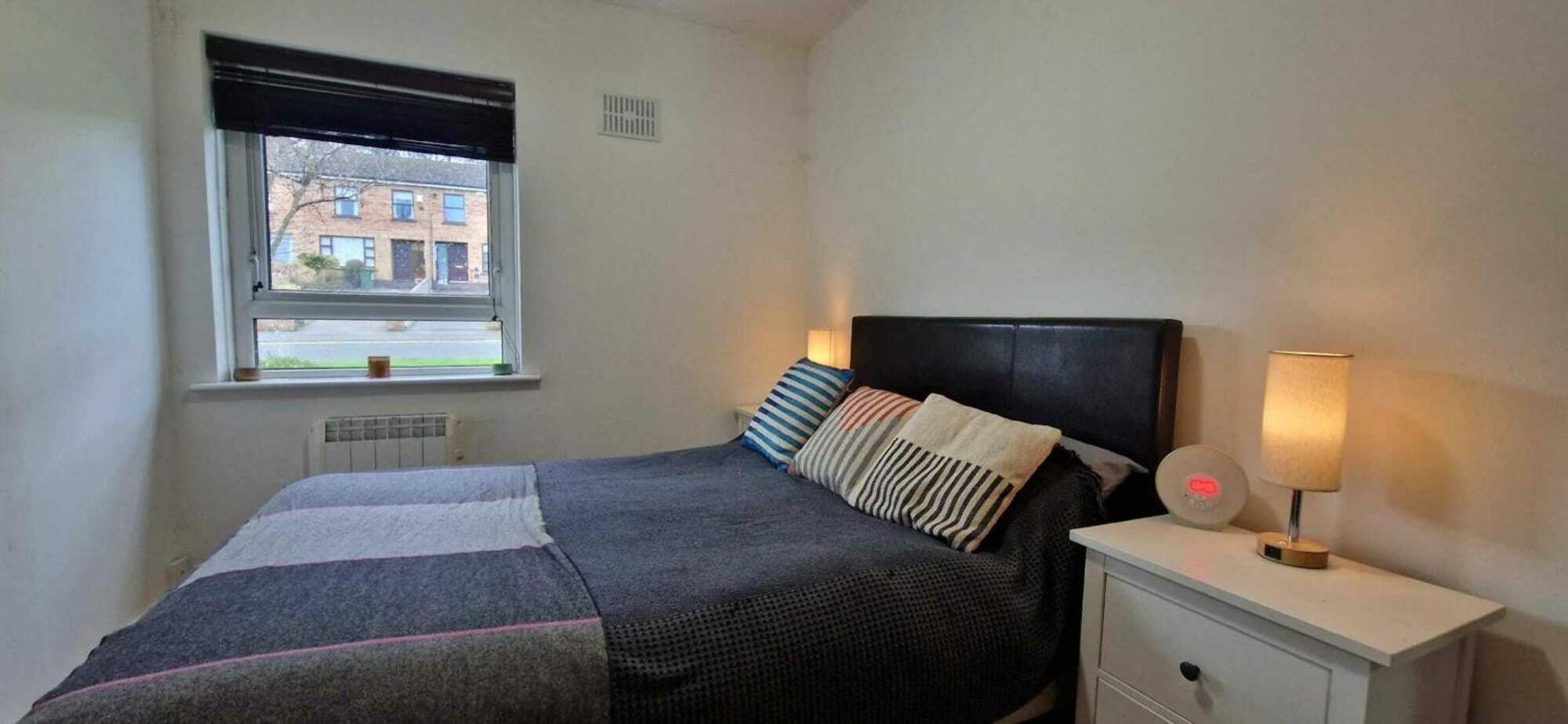 Peaceful & Pet Friendly 200mtrs To Dundrum Centre Apartment *